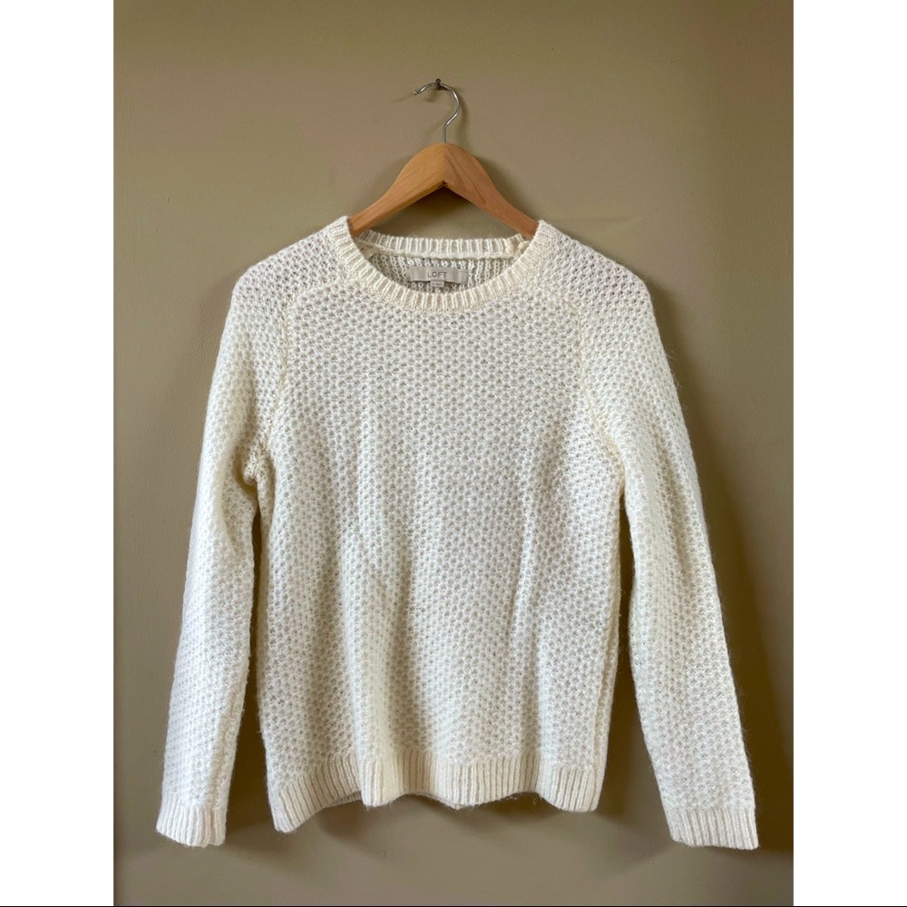 White knit sweater ~Loft